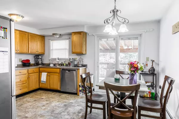 Orrington, ME 04474,140 River RD