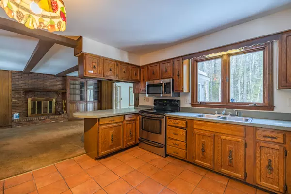 Brunswick, ME 04011,22 Hemlock RD