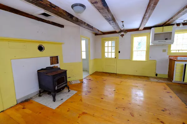 Saint George, ME 04860,56 Snows Point RD