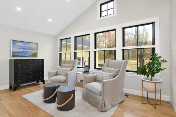 Freeport, ME 04032,43 Park ST