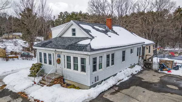 338 Kennebec RD, Hampden, ME 04444