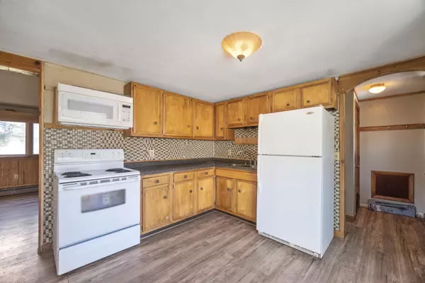 Warren, ME 04864,2526 Western RD