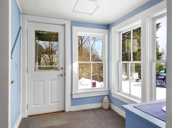 Saint George, ME 04860,529 Port Clyde RD