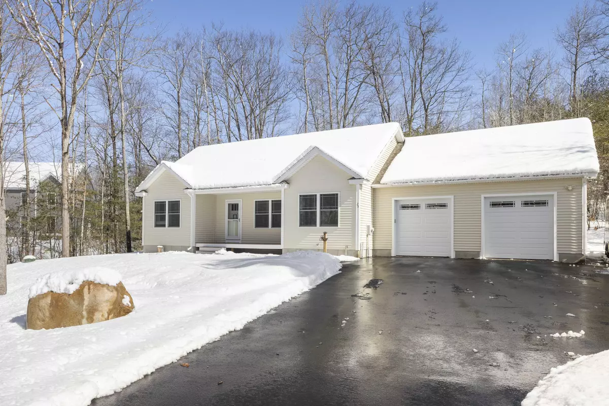 Sanford, ME 04073,25 Lavery LN