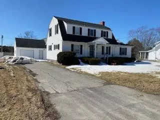 Brewer, ME 04412,161 Chamberlain ST