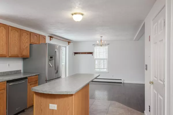 Berwick, ME 03901,24 Deer Trail LN