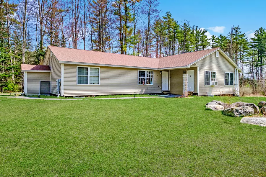 18 Karen DR, Gray, ME 04039