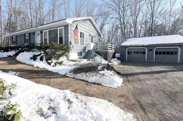 Pittston, ME 04345,746 East Pittston RD