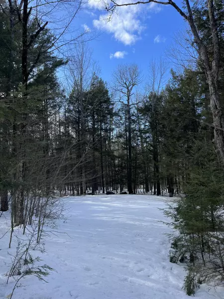 133 Abbott DR, Enfield, ME 04493