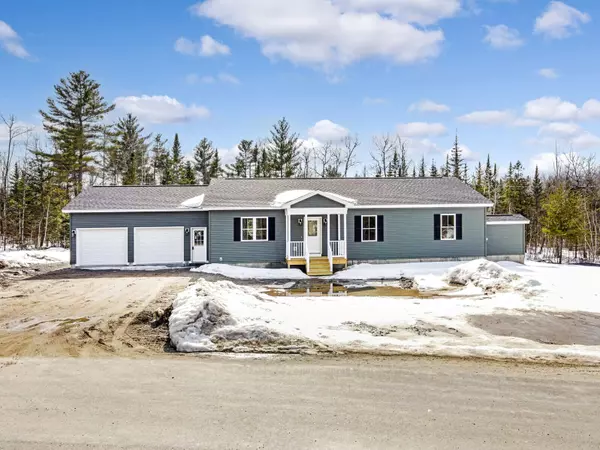 Sidney, ME 04330,44 Angel CIR