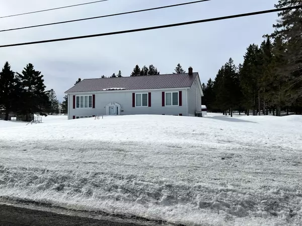 Saint Agatha, ME 04772,124 Hillside RD