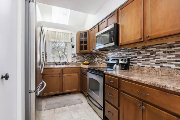 Freeport, ME 04032,4 Linwood RD #4