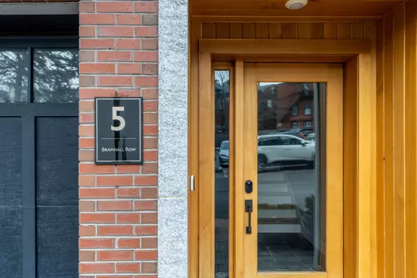 Portland, ME 04102,749 Congress ST #5