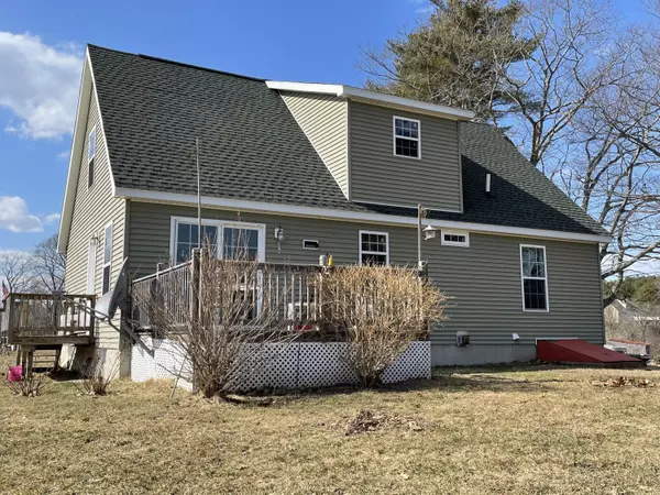 Wiscasset, ME 04578,519 Lowelltown RD