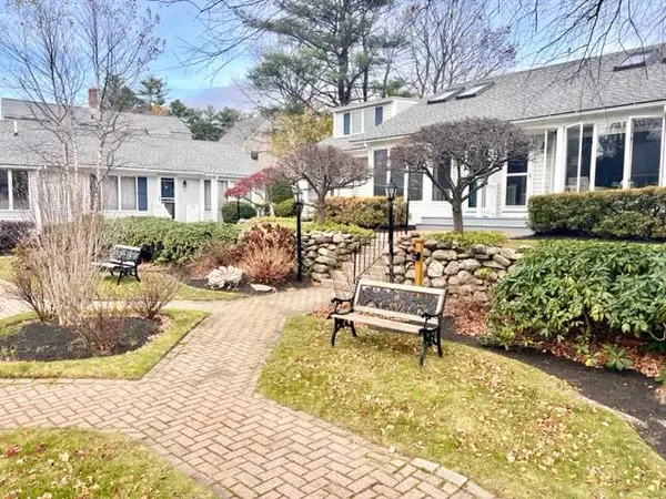 Ogunquit, ME 03907,249 Shore RD #8