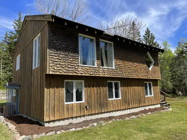 470 Summer Harbor RD, Winter Harbor, ME 04693