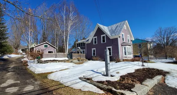 156 Middle ST, Farmington, ME 04938