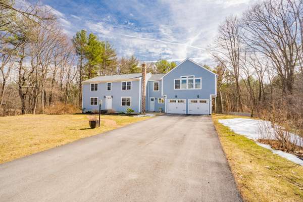 3 Hartley Farm LN, Kittery, ME 03904