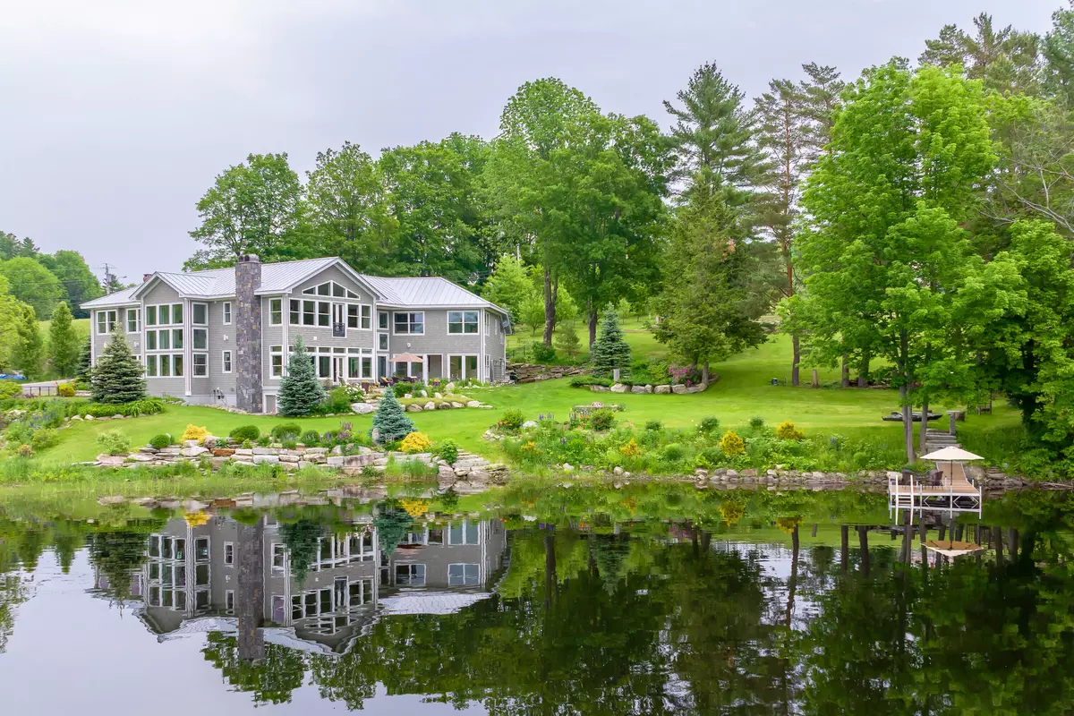 Mount Vernon, ME 04352,2112 North RD