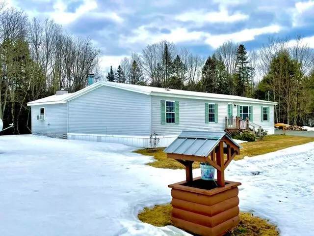 309 Beckwith RD, Cornville, ME 04976