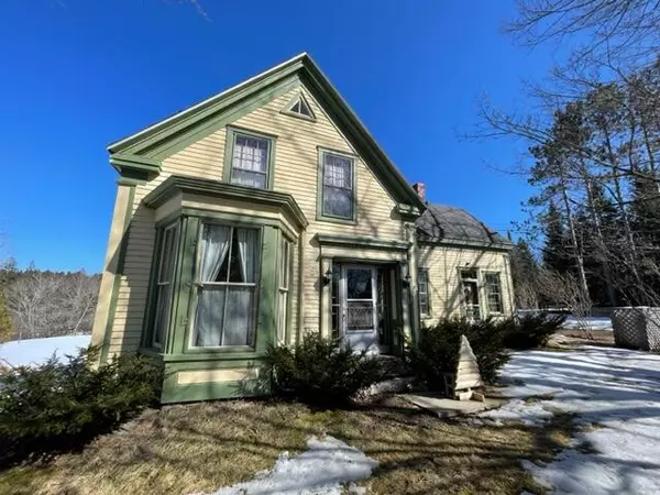 58 Hersey LN, Pembroke, ME 04666