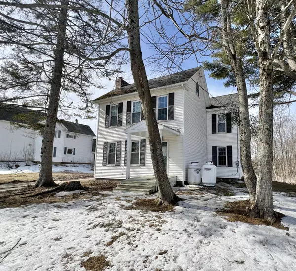 300 Bennoch RD, Old Town, ME 04468