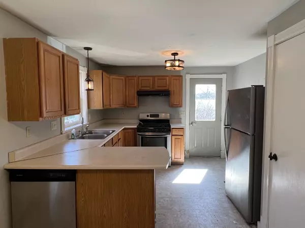 Thomaston, ME 04861,101 Booker ST