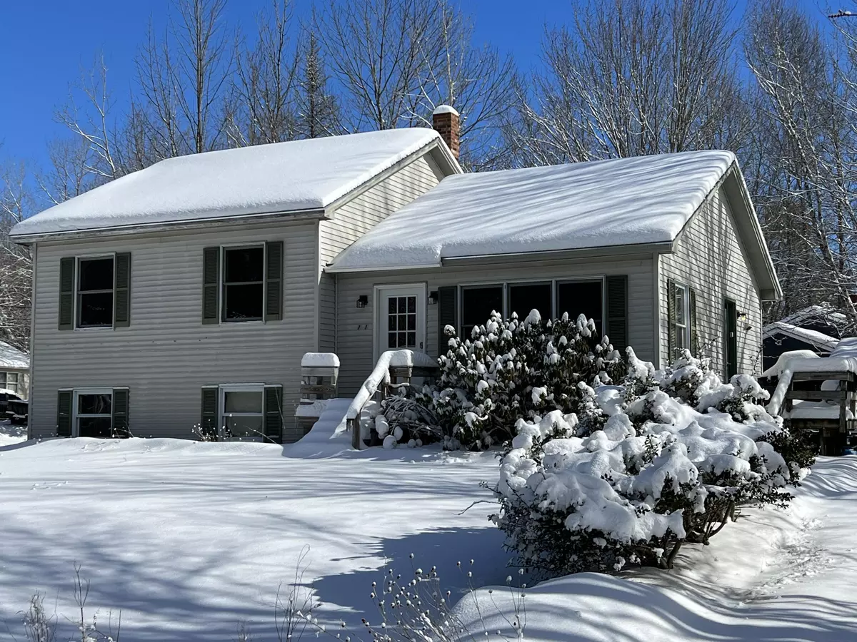 Thomaston, ME 04861,101 Booker ST