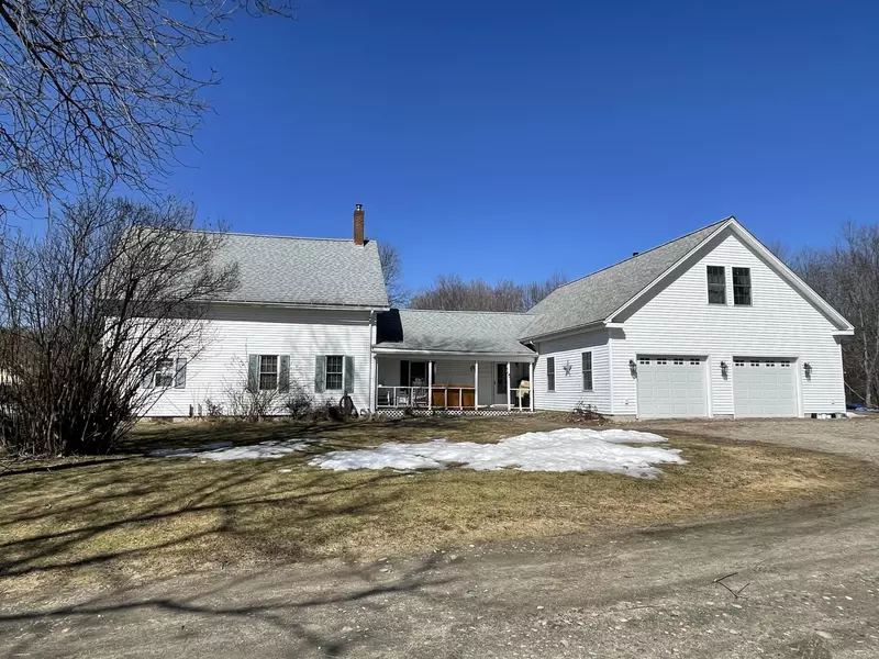 15 Davis ST, Lisbon, ME 04252