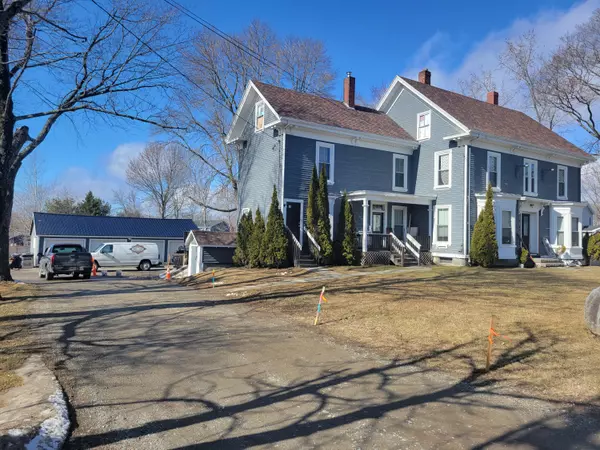 233 River RD, Orrington, ME 04474