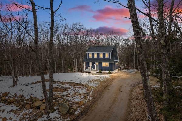 45 Charles Hill RD, Kittery, ME 03905