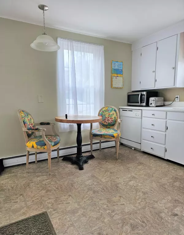 Waterville, ME 04901,69 Oakland ST