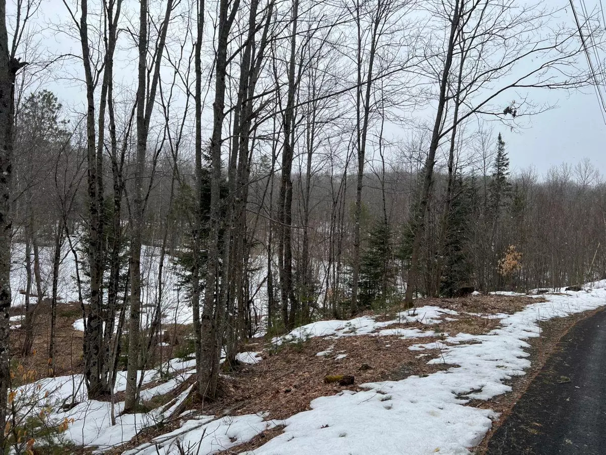 Madison, ME 04950,37 Brick RD