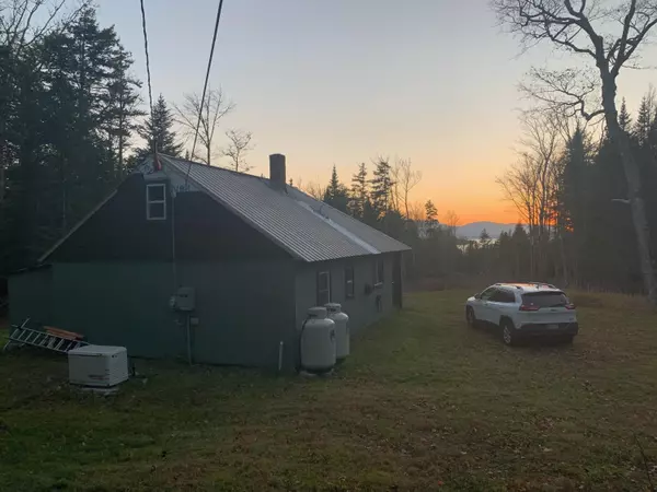 320 N Ridge RD,  Beaver Cove,  ME 04441