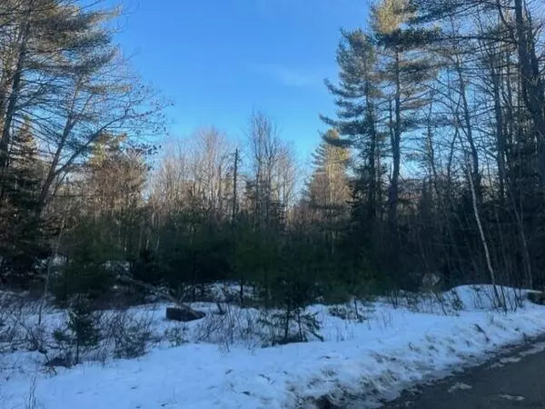 25-1 Sennett WAY, Ellsworth, ME 04605