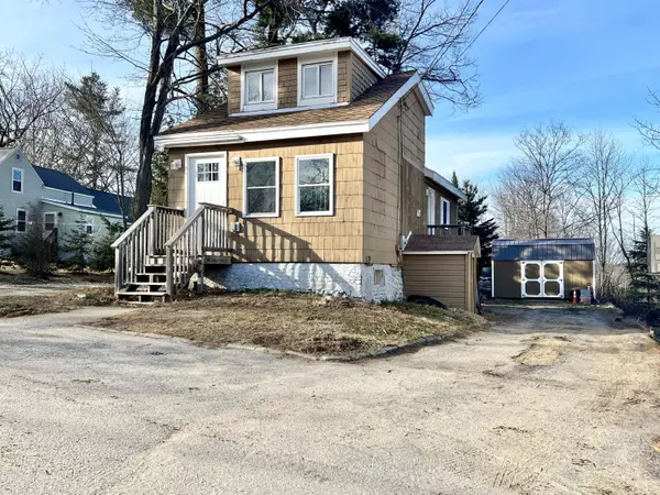 10 Cornell ST, Auburn, ME 04210