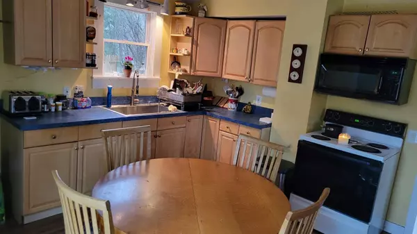 Kittery, ME 03905,5 Foyes LN