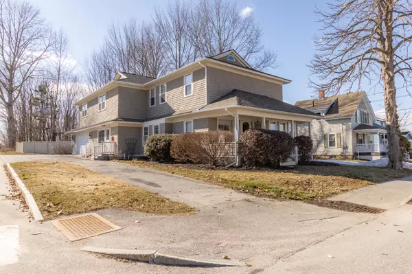 231 Cook ST, Auburn, ME 04210