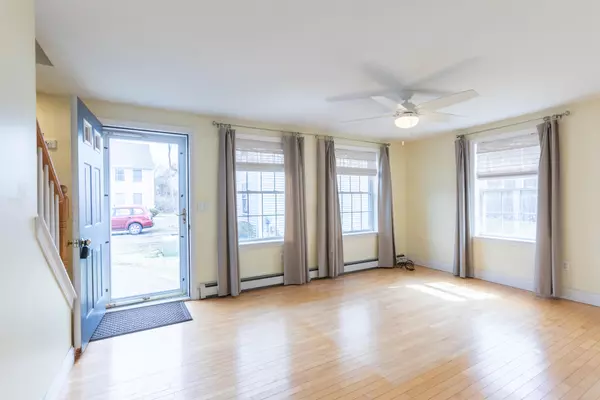 South Portland, ME 04106,330 Sawyer ST #4