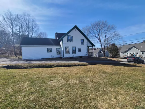 Waldoboro, ME 04572,110 Jefferson ST