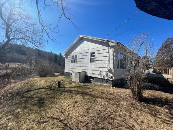 Whitefield, ME 04353,30 Pittston RD