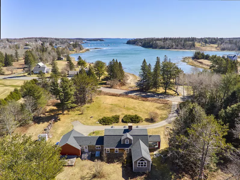 73 Port Clyde RD, Saint George, ME 04860