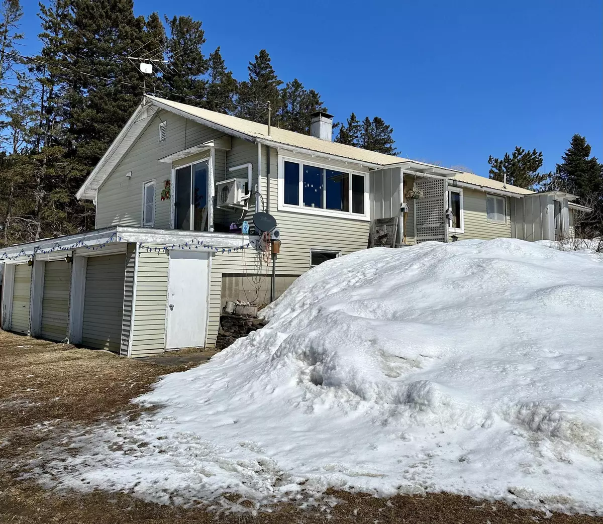 Presque Isle, ME 04769,237 Mcburnie RD