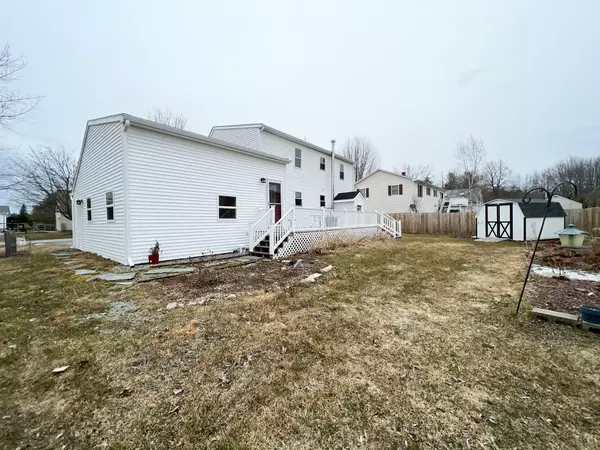 Hampden, ME 04444,24 Williams ST