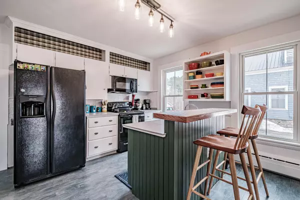 West Paris, ME 04289,41 Pioneer ST