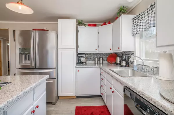 Gardiner, ME 04345,218 Libby Hill RD