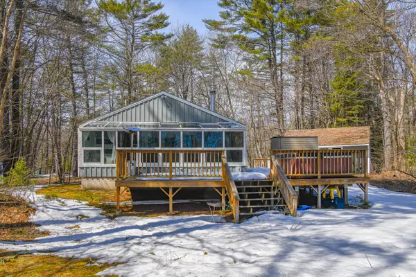35 Brilliant LN, Naples, ME 04055