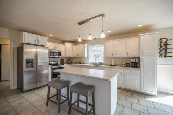 Greene, ME 04236,73 Rose RD