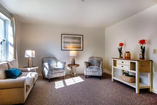 Brunswick, ME 04011,4 Guadalcanal ST #4