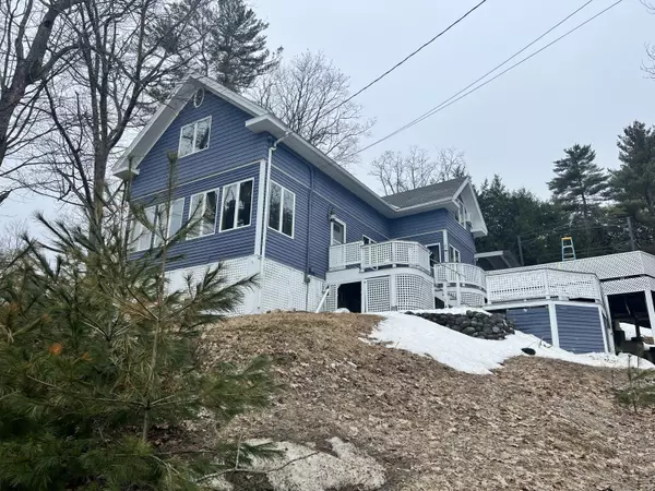643 Sawyer RD, Greene, ME 04236